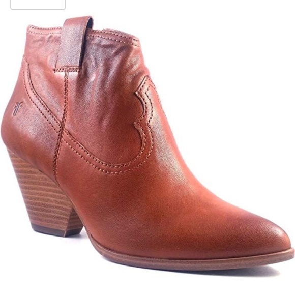 Frye Reina Bootie in Cognac Size 5.5 NEW - Picture 2 of 14